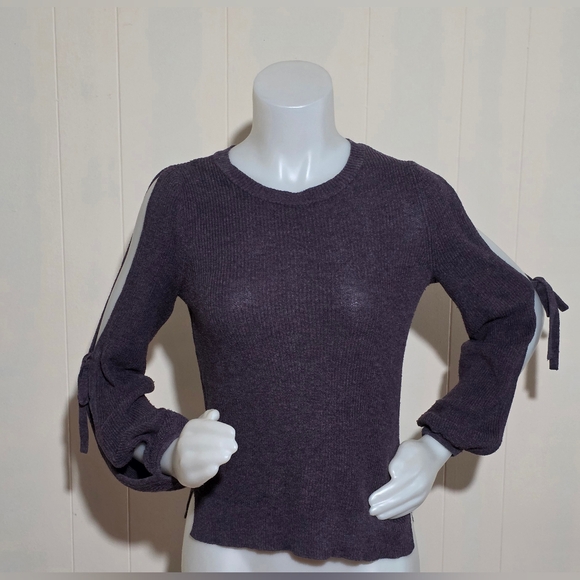 American Eagle Outfitters Dark Purple Knit Sweatshirt With Cut Out Sleeves - Picture 1 of 9
